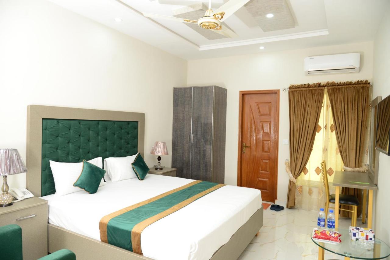 Hotel Deluxe Lahore Exteriér fotografie