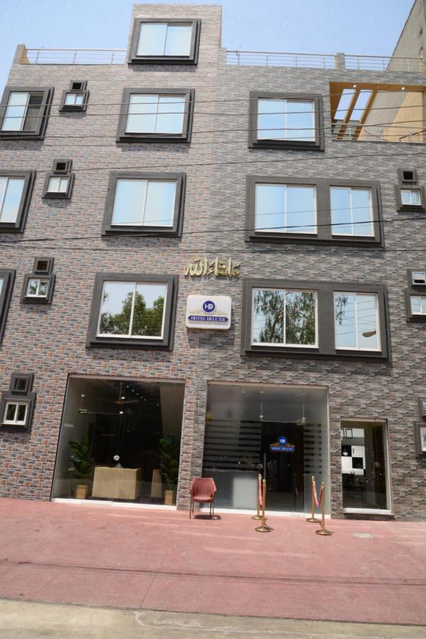 Hotel Deluxe Lahore Exteriér fotografie