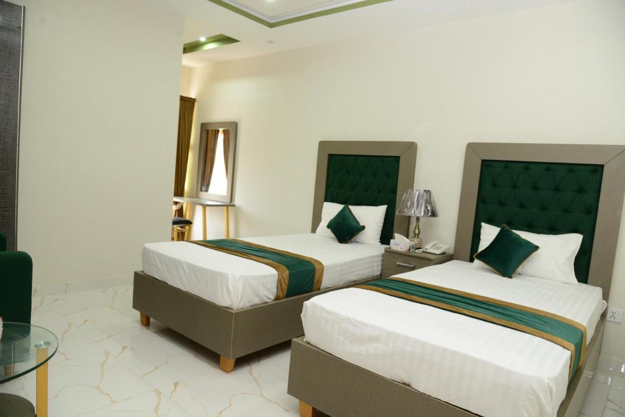 Hotel Deluxe Lahore Exteriér fotografie