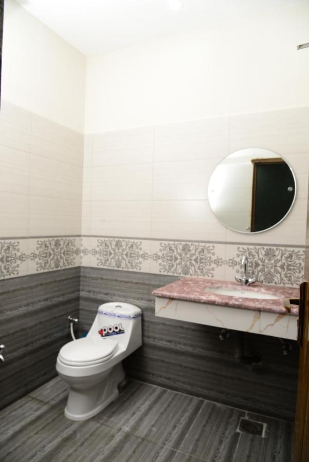 Hotel Deluxe Lahore Exteriér fotografie