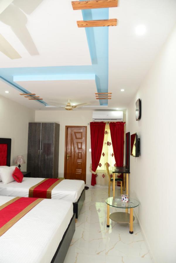 Hotel Deluxe Lahore Exteriér fotografie