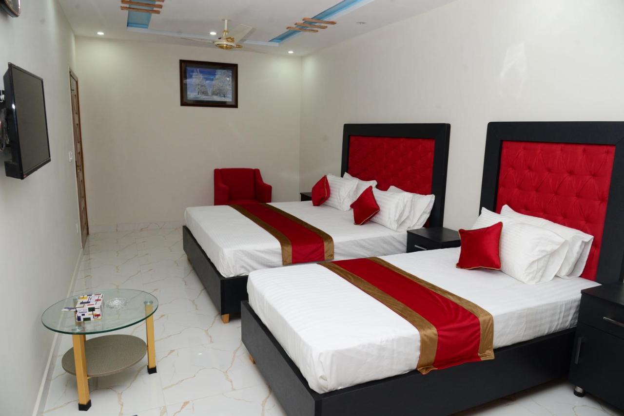 Hotel Deluxe Lahore Exteriér fotografie
