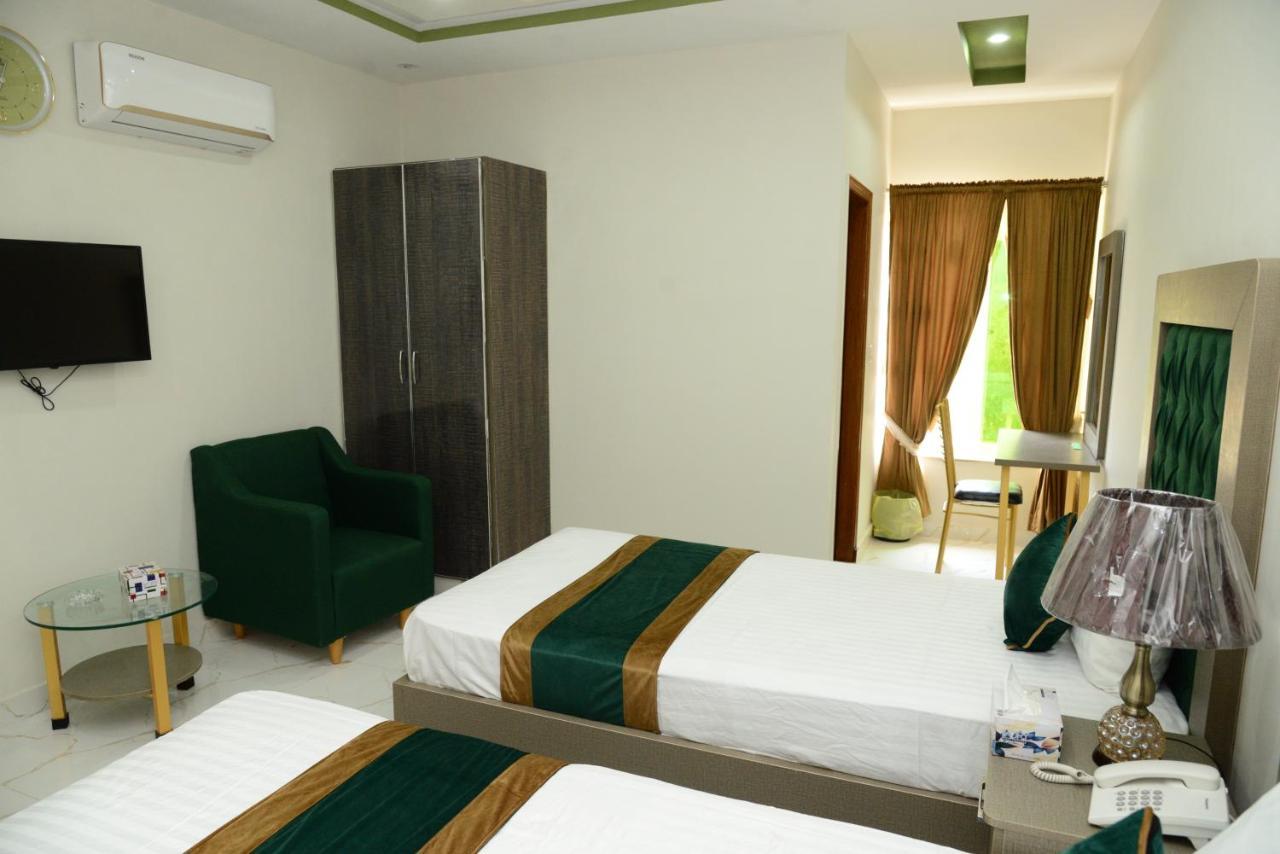 Hotel Deluxe Lahore Exteriér fotografie