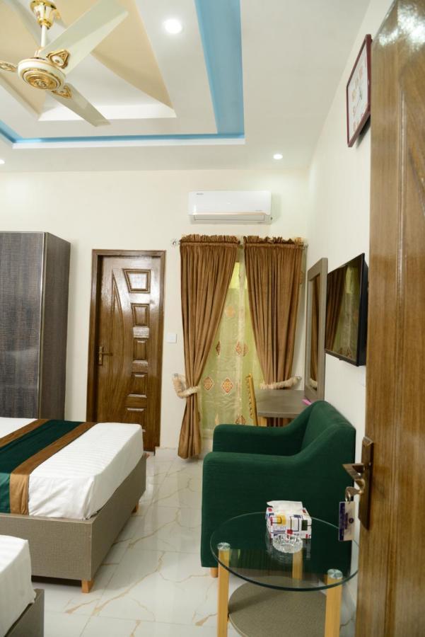 Hotel Deluxe Lahore Exteriér fotografie
