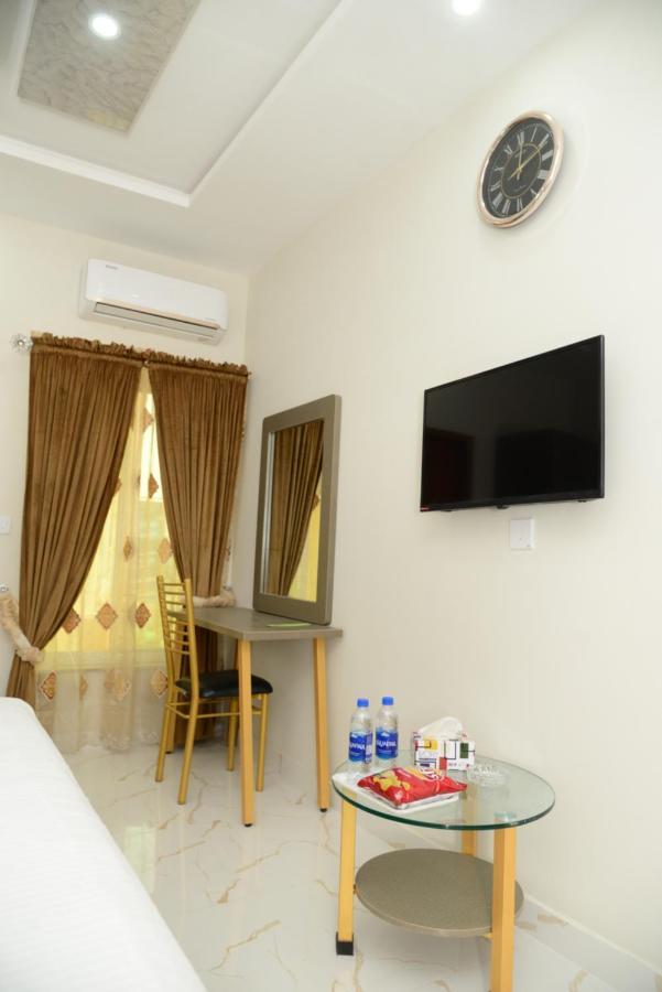 Hotel Deluxe Lahore Exteriér fotografie