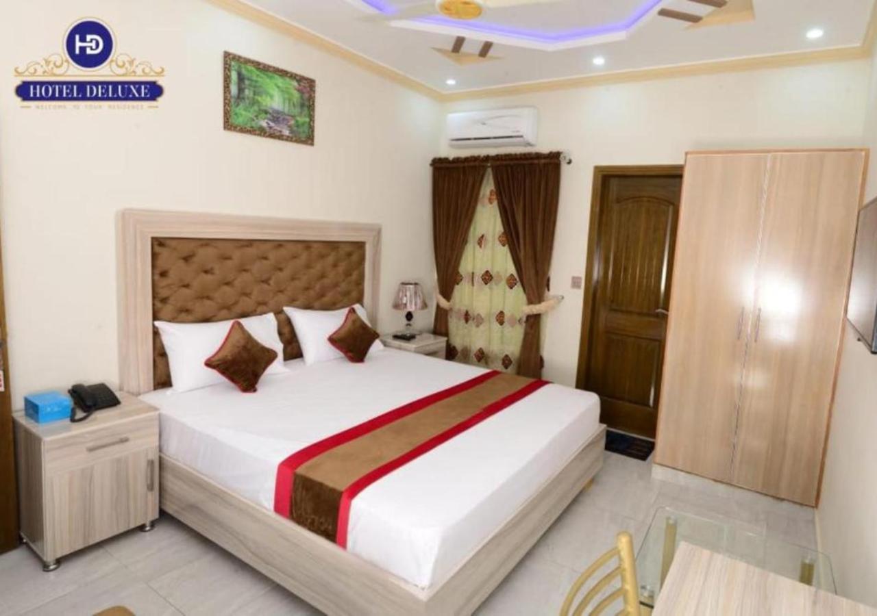 Hotel Deluxe Lahore Exteriér fotografie